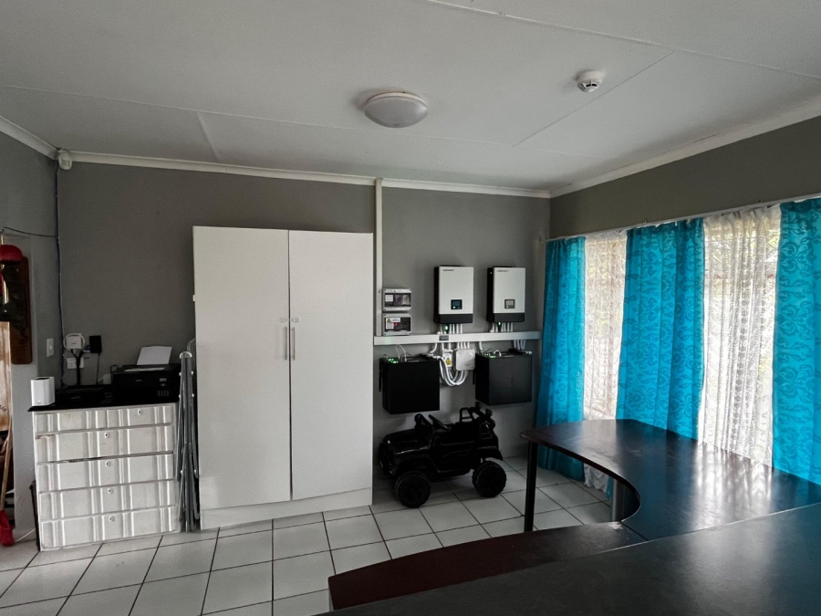 3 Bedroom Property for Sale in La Hoff North West